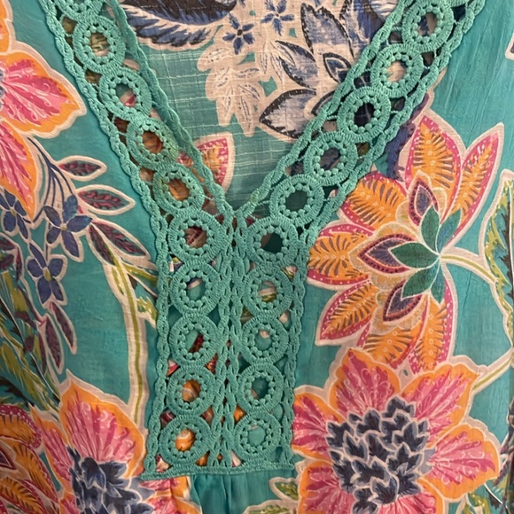 Blouse - Picture 5 of 6